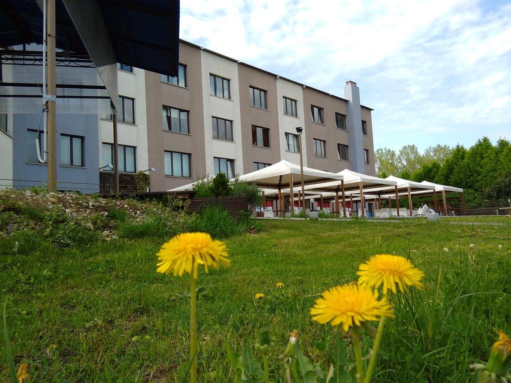 Hotel Cavalieri Pinerolo Exteriér fotografie